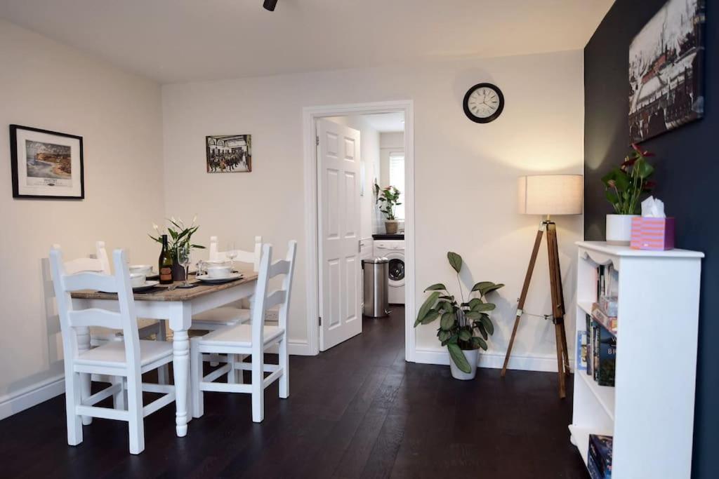 Loveyork Priory Apartment - Central With Parking Exterior foto